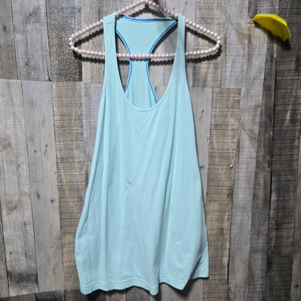 Lululemon Light Blue Scoop Neck Racerback Athletic Tank Top 6 Gym Running Workou